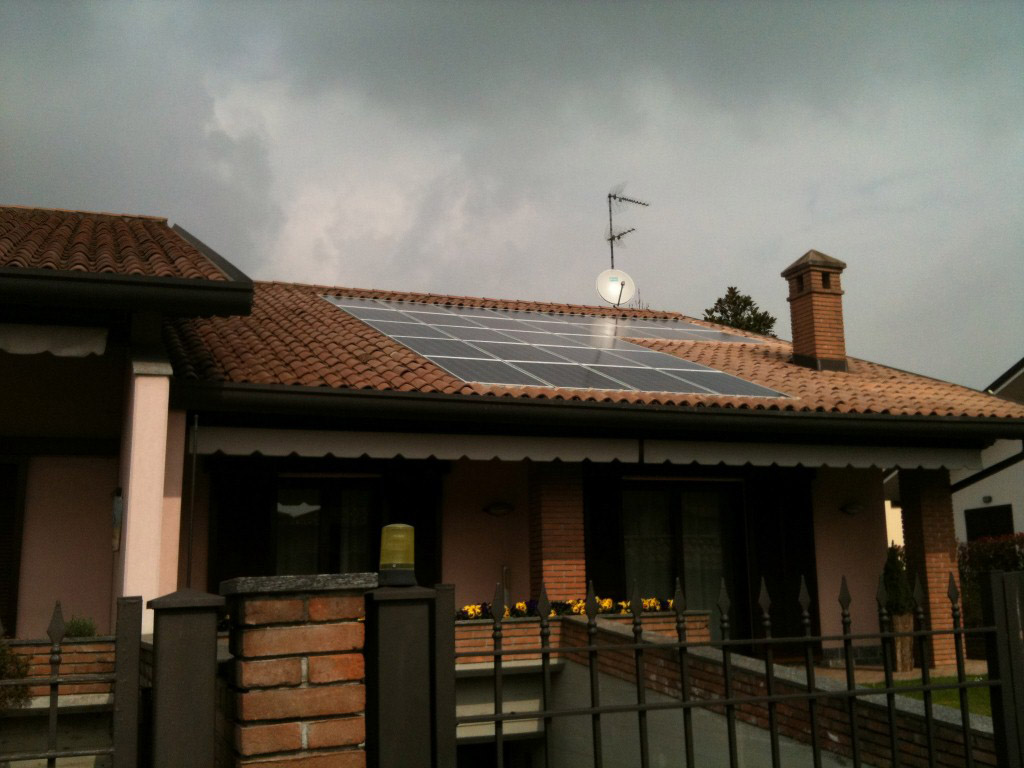 Impianto fotovoltaico Mesero_ViaLeonardoDaVinci_13