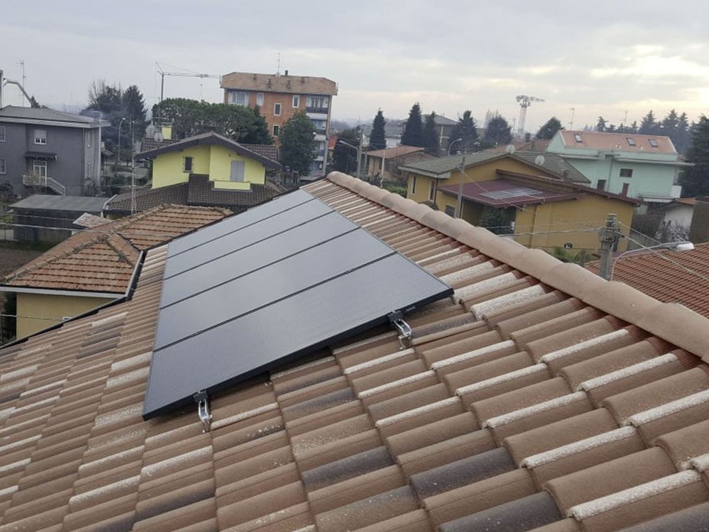 Impianto fotovoltaico Arconate_ViaVittorioVeneto13_04