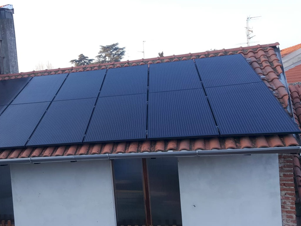 Impianto fotovoltaico Turbigo_ViaRoma20_01